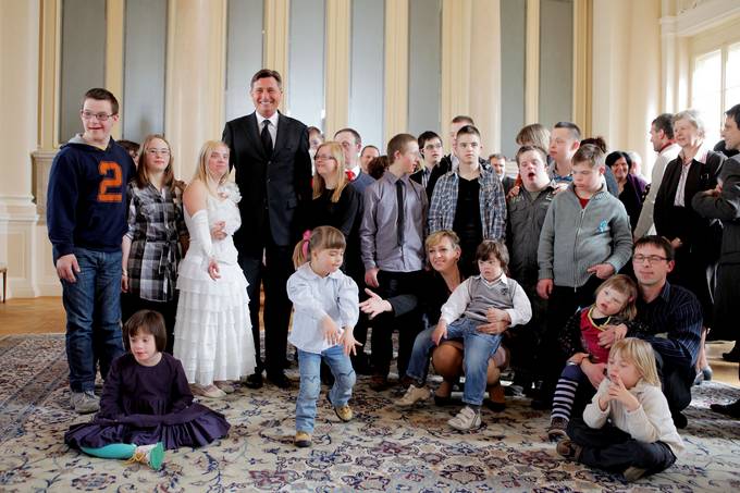 Predsednik republike ob svetovnem dnevu Downovega sindroma: »Bolj kot bomo vključena družba, manj bo predsodkov do drugačnosti.«